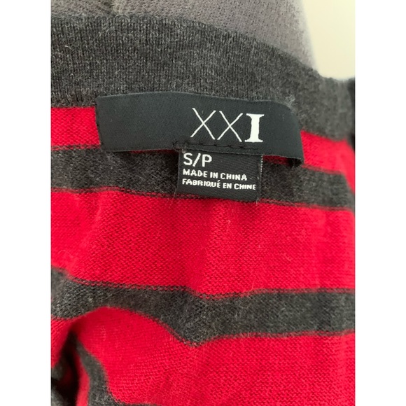 [Forever 21] Gray and Red Fair Isle Cardigan - Picture 4 of 5